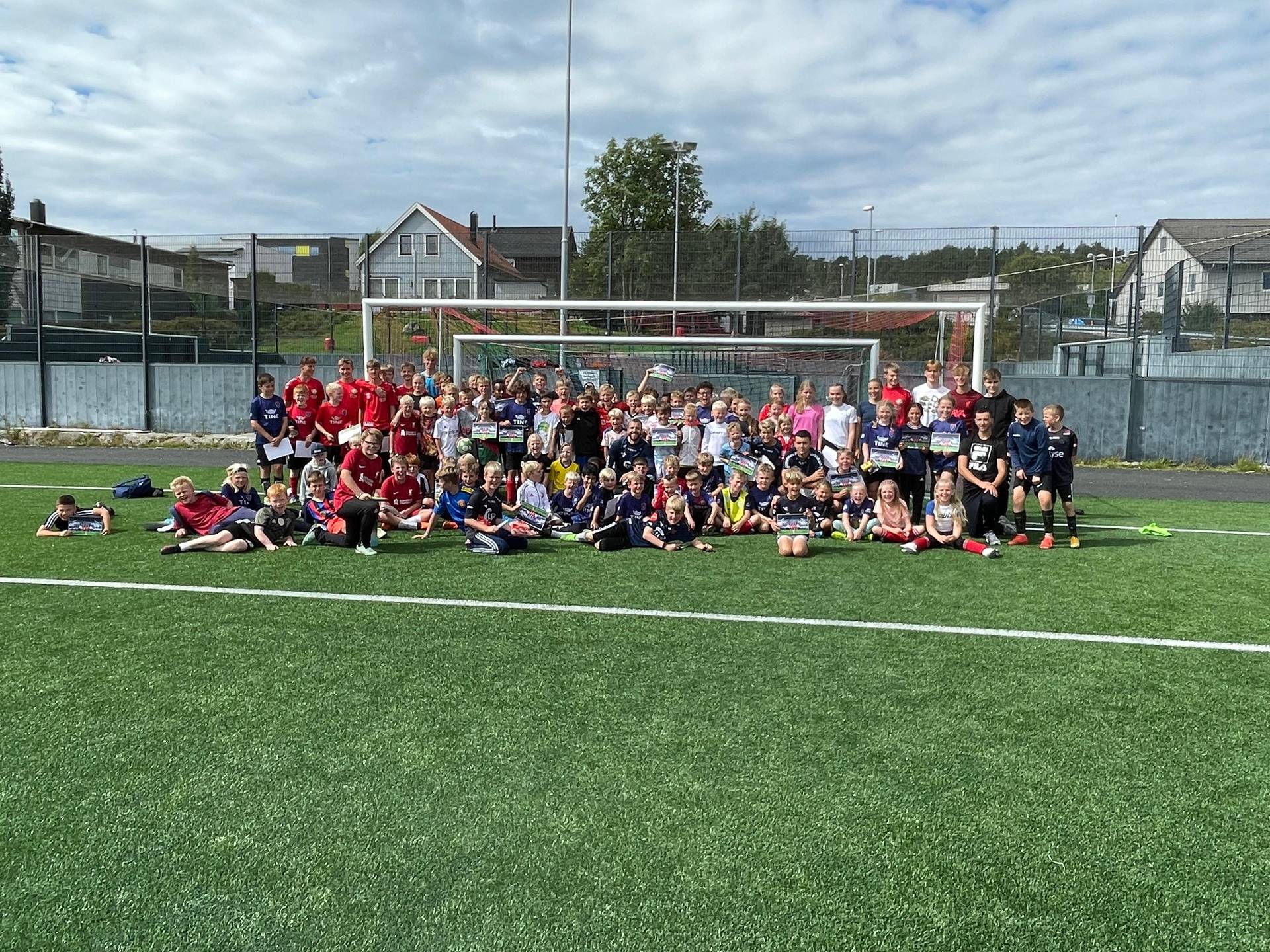 Tine Fotballskole Sommer 2026 - August cover