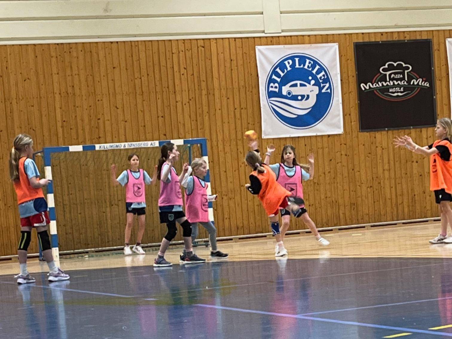 ØHIL håndballskole uke 33 cover