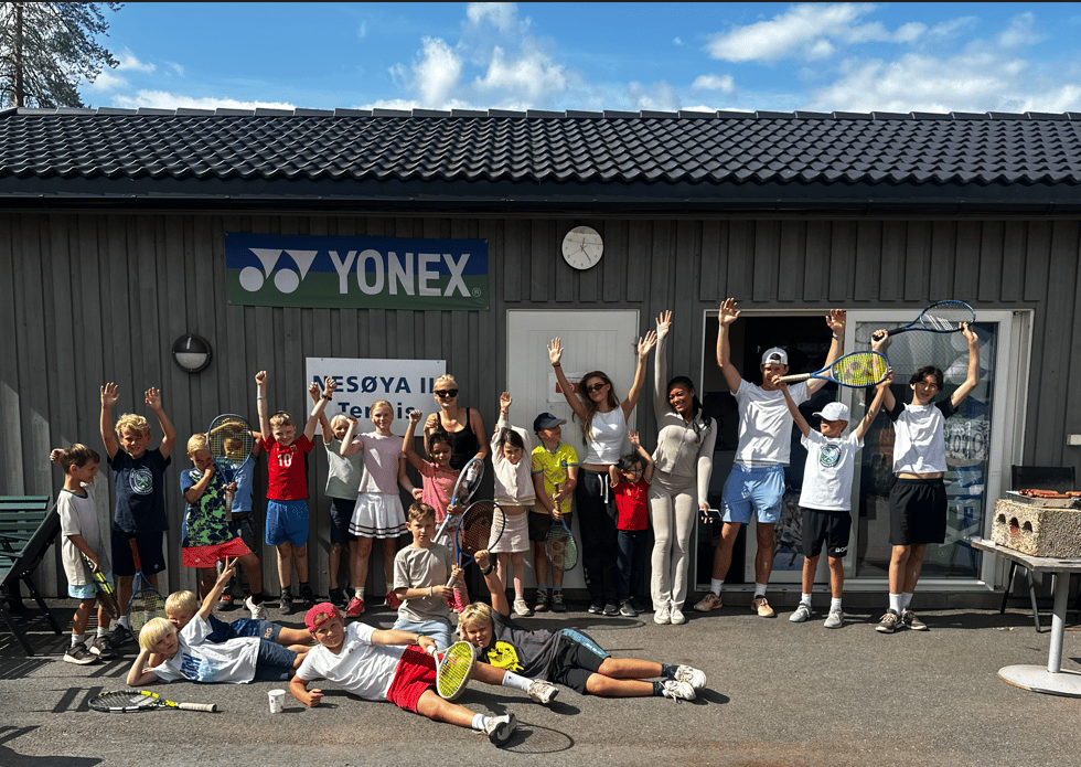 Tenniscamp uke 33 cover