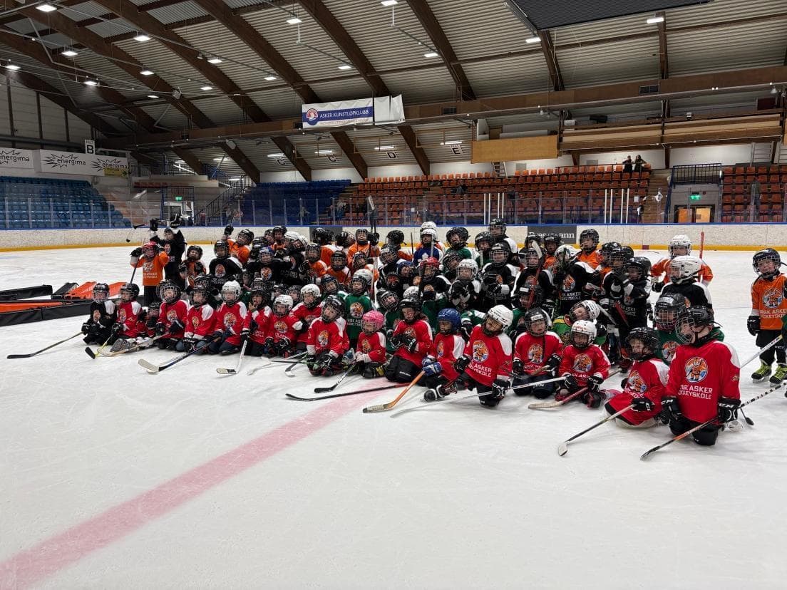 Frisk Asker Skøyte- og Hockeyskole 2026/2027 cover