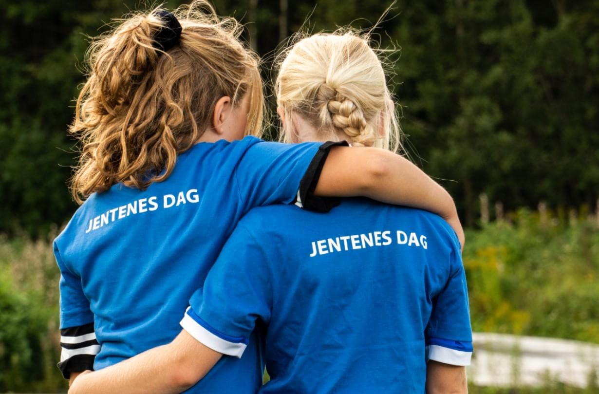 Obos fotballskole 22 - 26 juni. cover