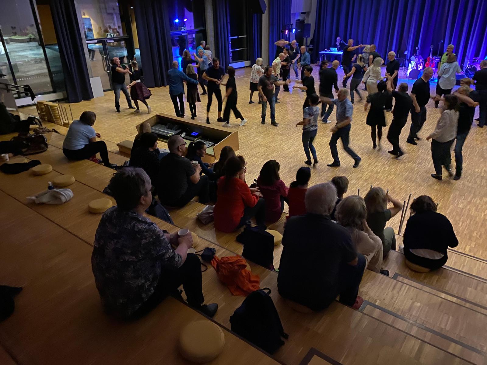 Gaulosen Danseklubb cover