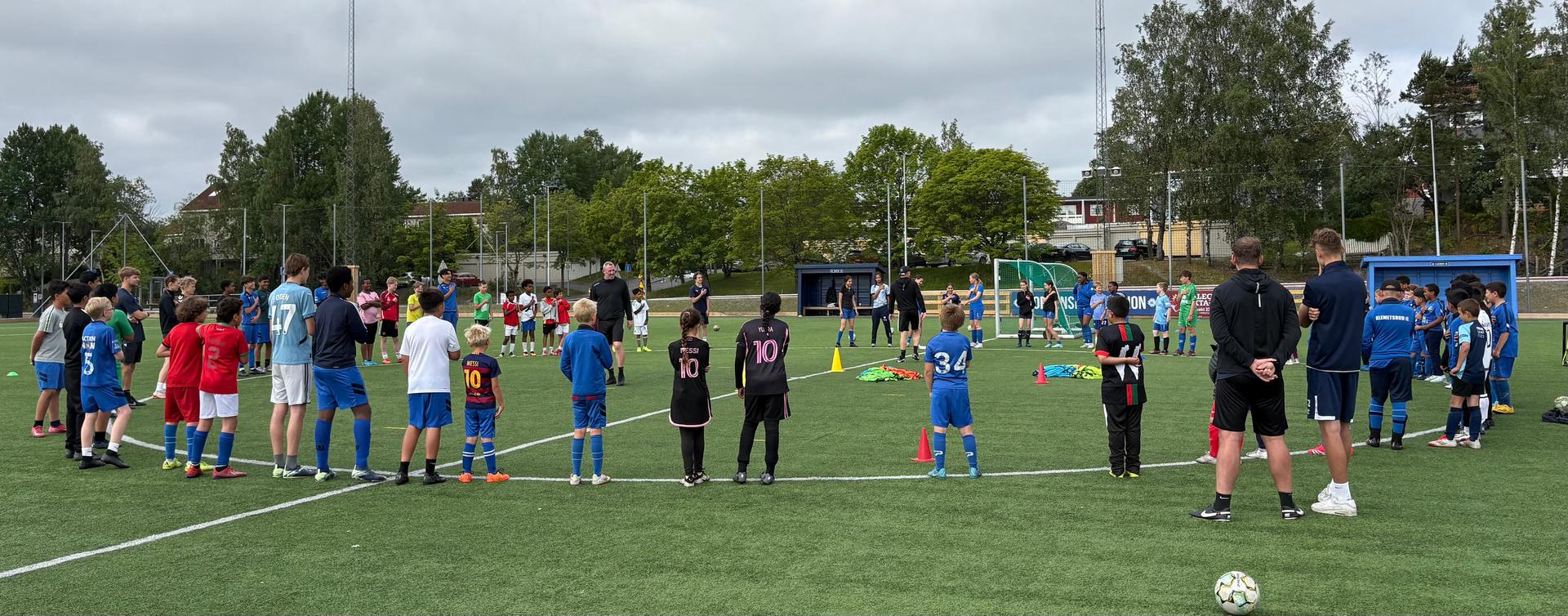 Oslo Sør Fotballskole Uke 32 cover
