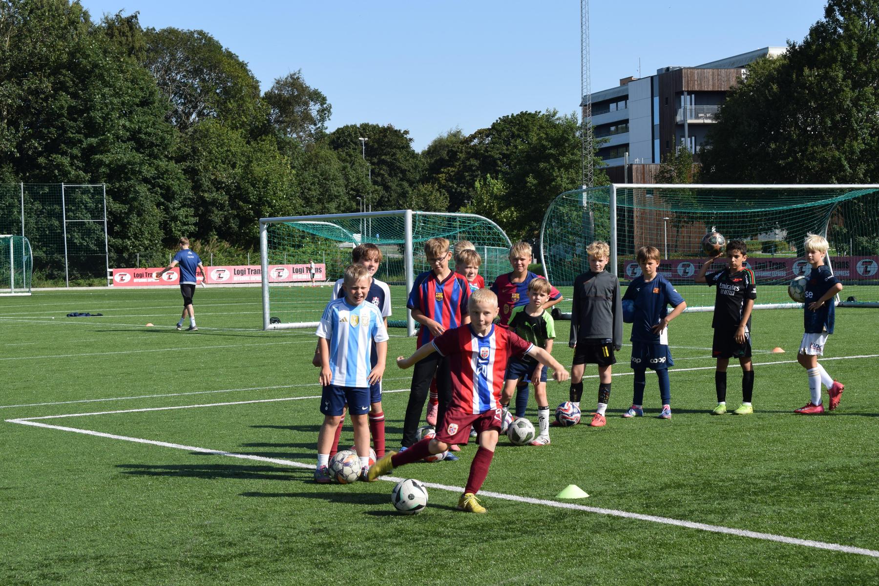 Tine Fotballskole uke 33 - 2026 cover
