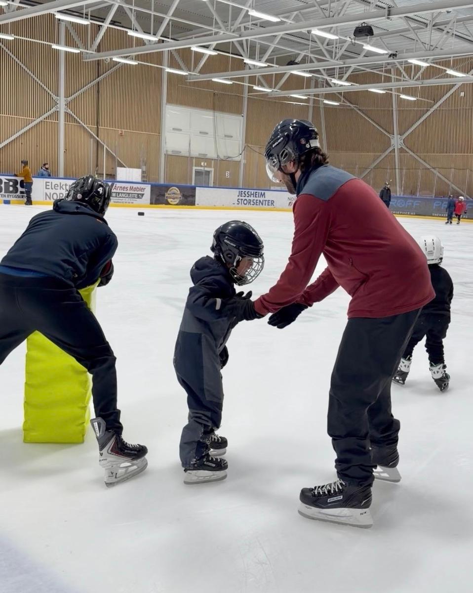 Skøyte- og hockeyskole 26/27 cover