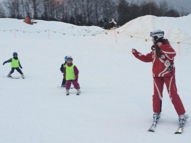 Skiskole - barn født 2019 og eldre, alpint 8 ukers kveldskurs, oppstart uke 3-2026 cover