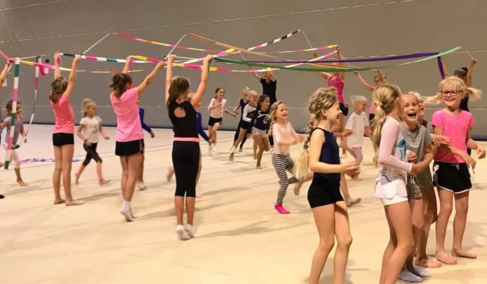 600/3931 Njård RG Sommerskole uke 33 cover