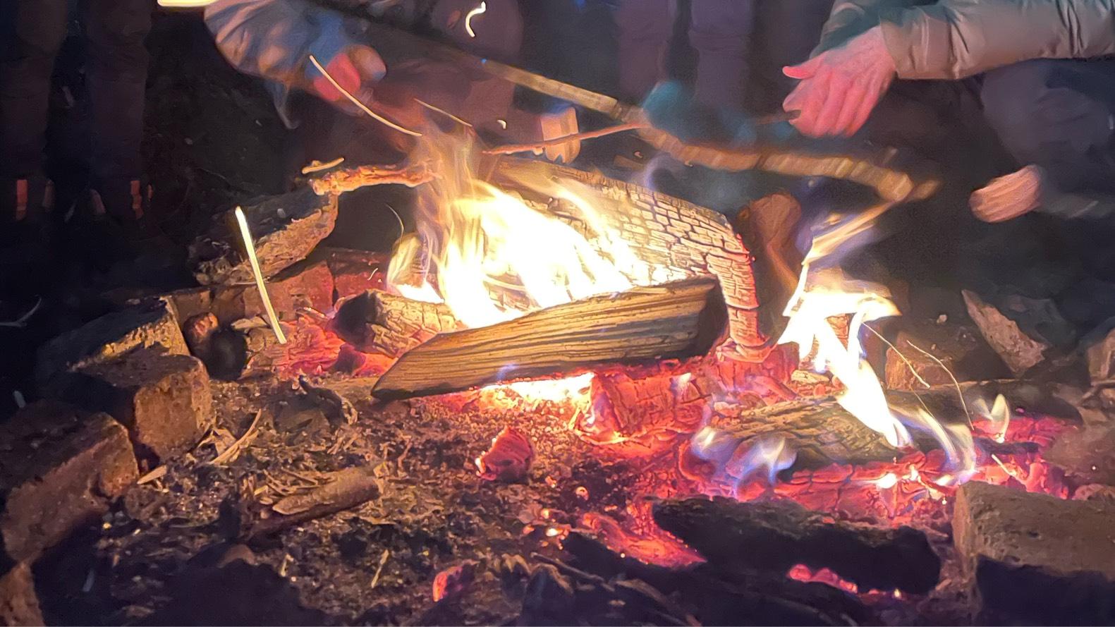 Bilde til Flokkmøte -Leirbål